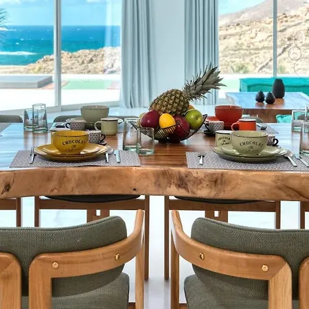 The Casa Cove Villa *